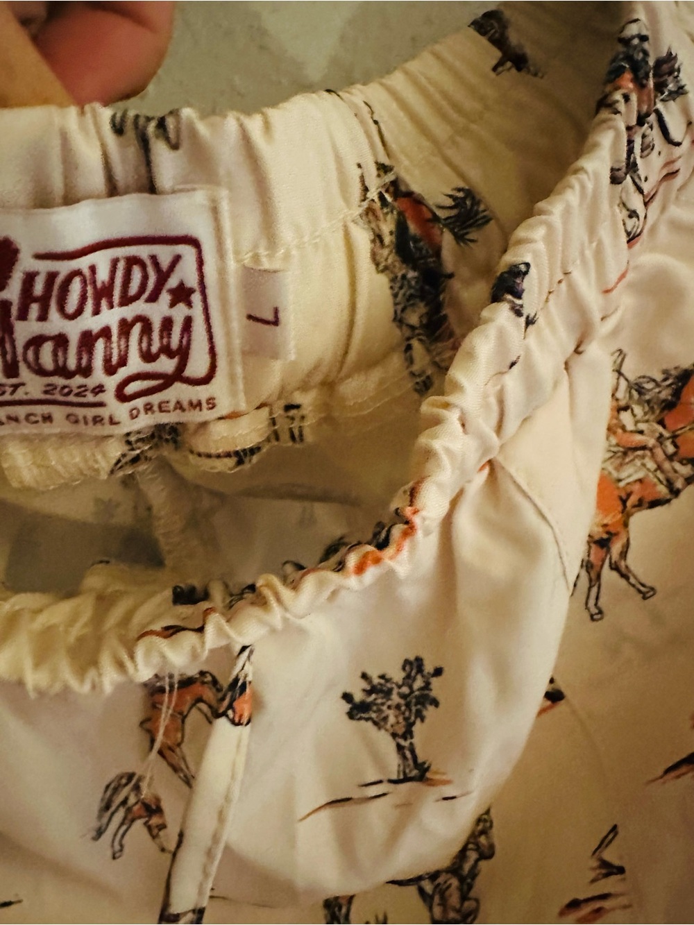 Howdy Hanny set,Western Print Button-Down Shirt - Cream with Orange Trim! - Picture 6 of 6